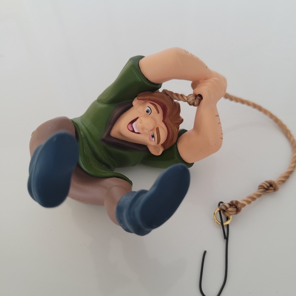 Disney Hunchback of Notre Dame Quasimodo Christmas Ornament 3.5"